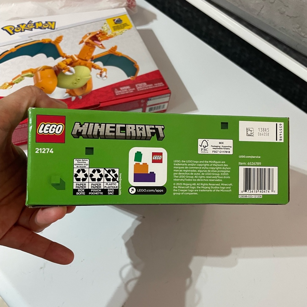 LEGO Minecraft and Pokemon Dungeon Set - Green, Blue, Black - Picture 3 of 6